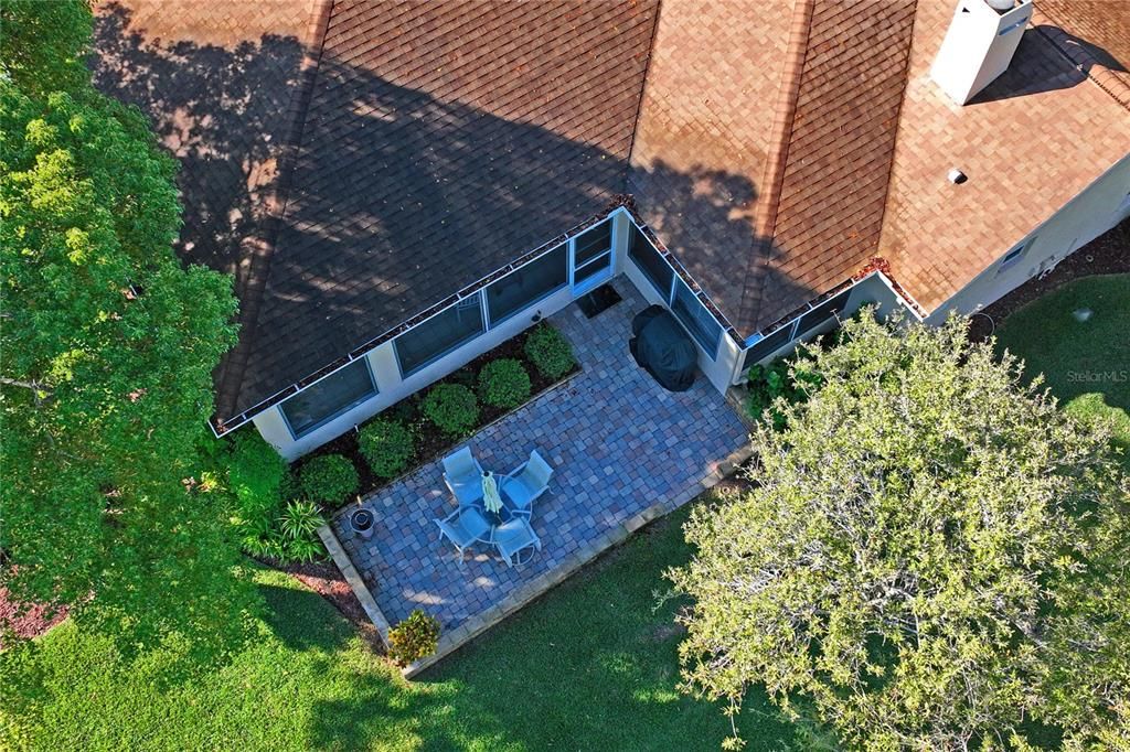 Под контрактом: $440,000 (4 спален, 3 ванн, 2468 Квадратных фут)