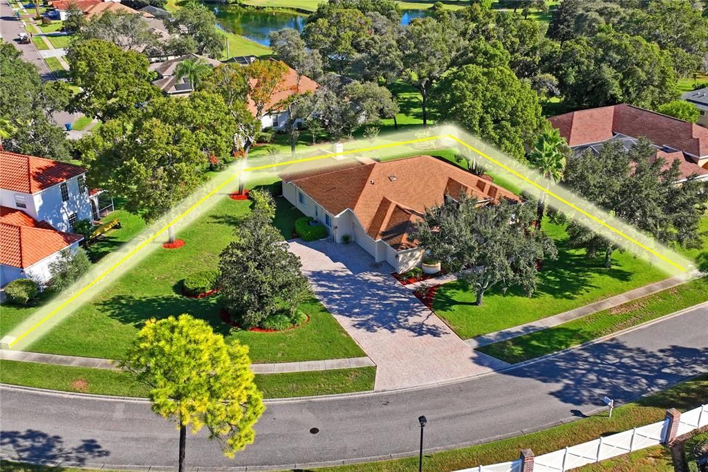 Под контрактом: $440,000 (4 спален, 3 ванн, 2468 Квадратных фут)