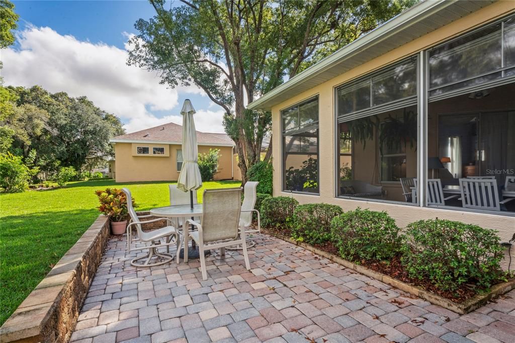 Под контрактом: $440,000 (4 спален, 3 ванн, 2468 Квадратных фут)