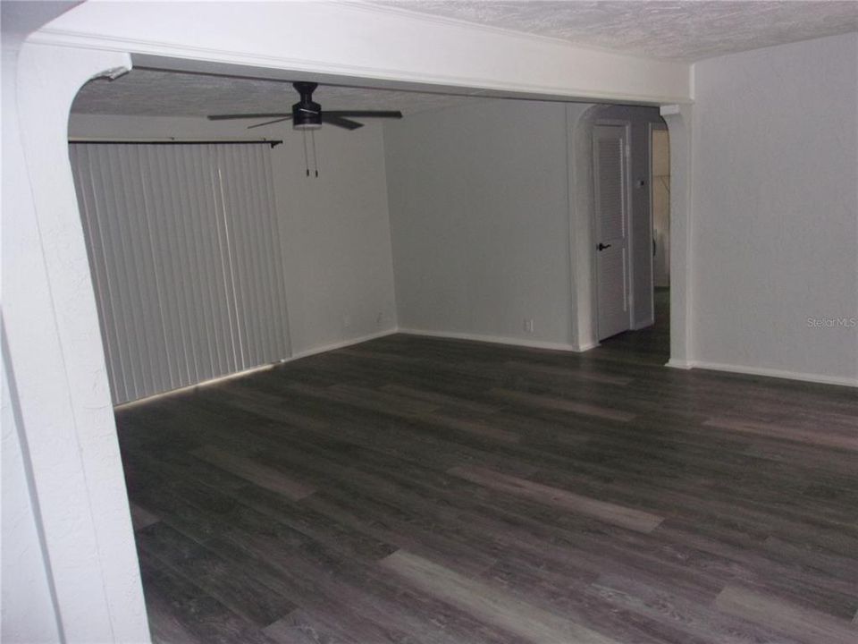 For Rent: $2,000 (2 beds, 1 baths, 1464 Square Feet)