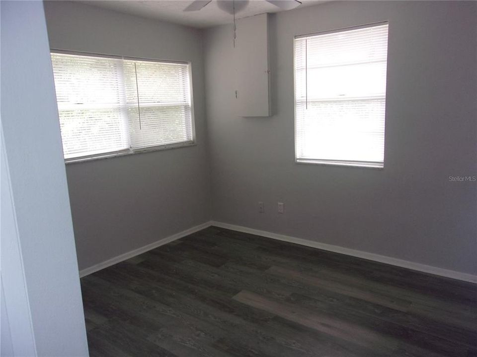 For Rent: $2,000 (2 beds, 1 baths, 1464 Square Feet)