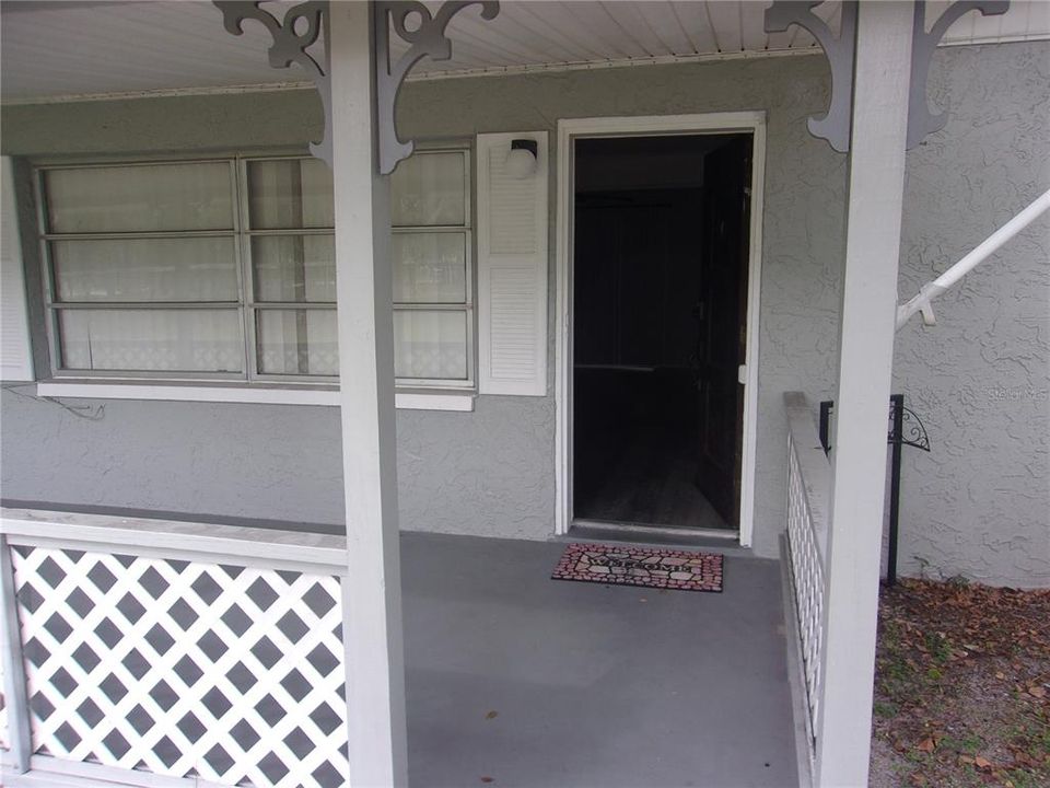 For Rent: $2,000 (2 beds, 1 baths, 1464 Square Feet)