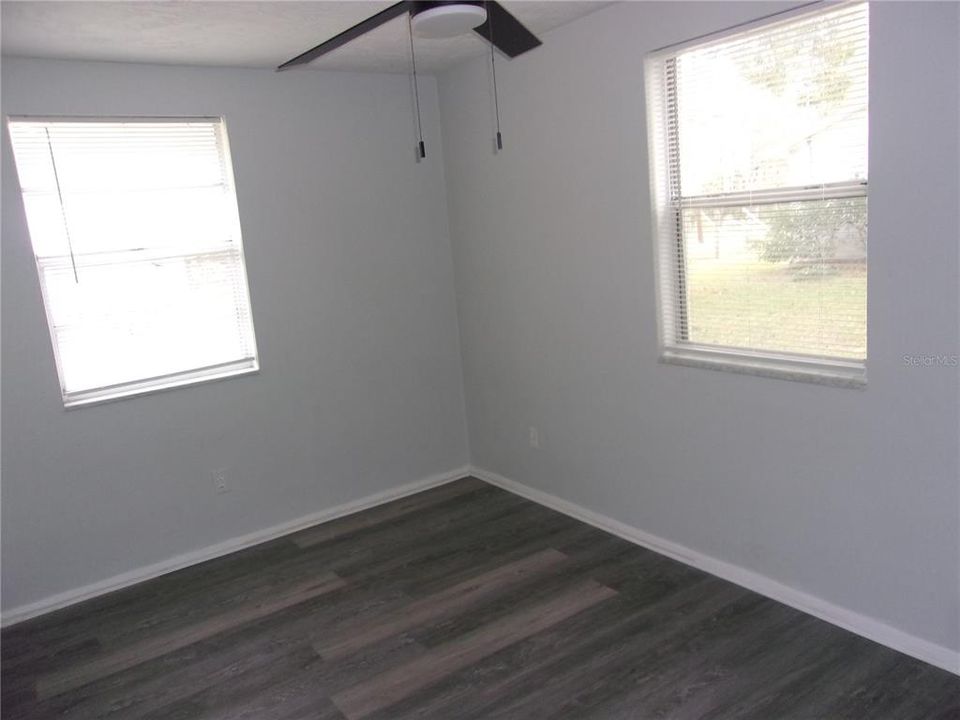 For Rent: $2,000 (2 beds, 1 baths, 1464 Square Feet)