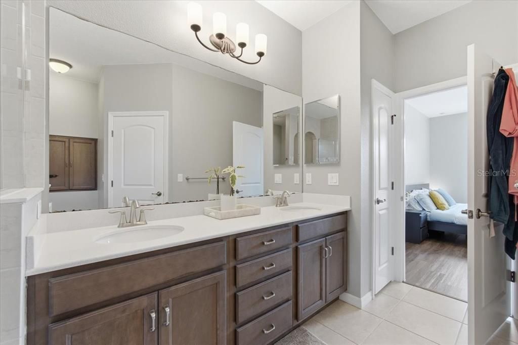 For Sale: $600,000 (3 beds, 2 baths, 1845 Square Feet)