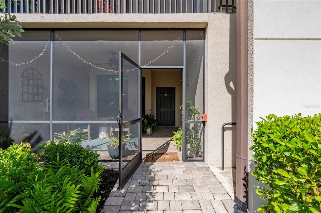 For Sale: $425,000 (2 beds, 2 baths, 1330 Square Feet)