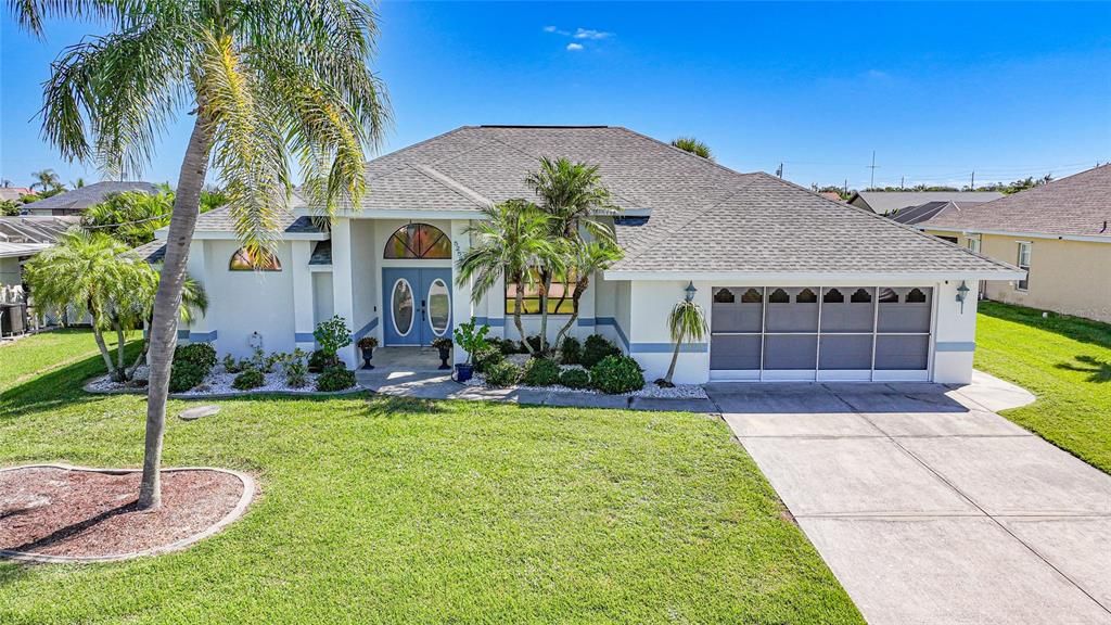 For Sale: $570,000 (3 beds, 2 baths, 2227 Square Feet)