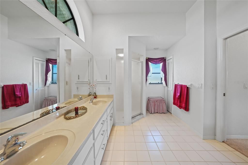 For Sale: $570,000 (3 beds, 2 baths, 2227 Square Feet)