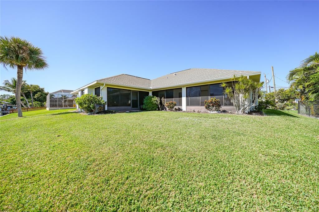 For Sale: $570,000 (3 beds, 2 baths, 2227 Square Feet)