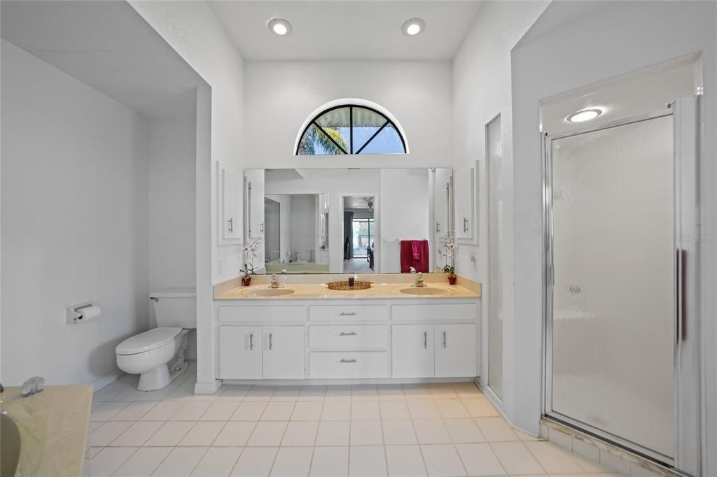 For Sale: $570,000 (3 beds, 2 baths, 2227 Square Feet)