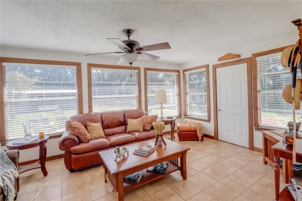 For Sale: $640,000 (3 beds, 2 baths, 1832 Square Feet)