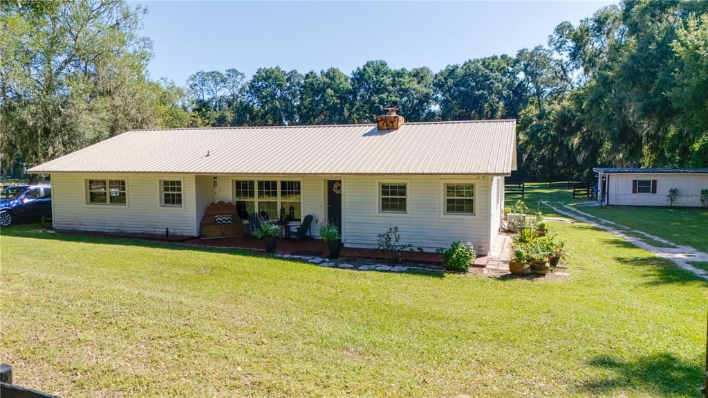 For Sale: $640,000 (3 beds, 2 baths, 1832 Square Feet)