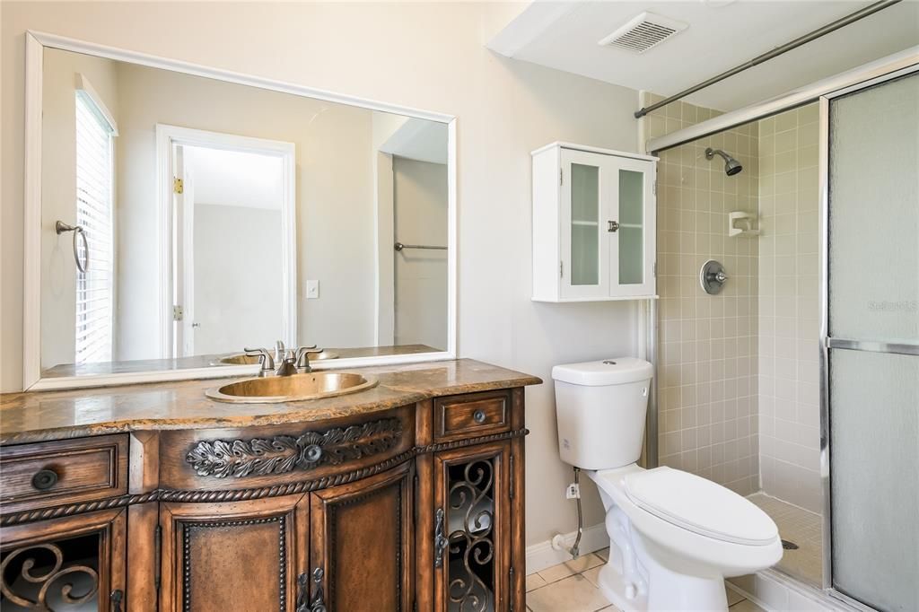 En Renta: $1,745 (4 camas, 2 baños, 1817 Pies cuadrados)