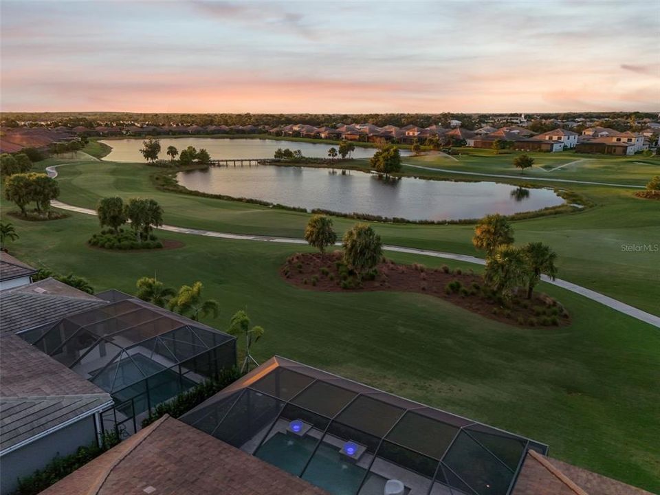 En Venta: $2,200,000 (4 camas, 4 baños, 4128 Pies cuadrados)