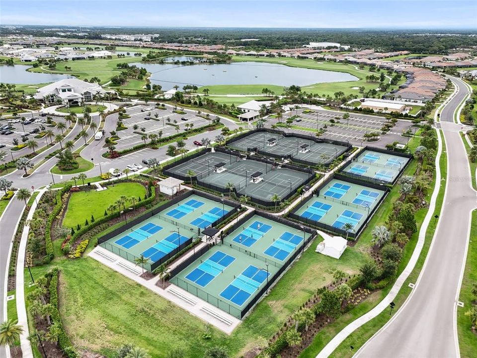 En Venta: $2,200,000 (4 camas, 4 baños, 4128 Pies cuadrados)