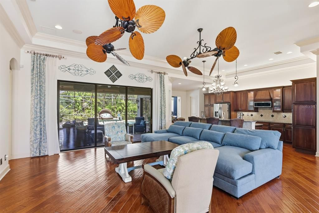 For Sale: $829,000 (4 beds, 4 baths, 3205 Square Feet)