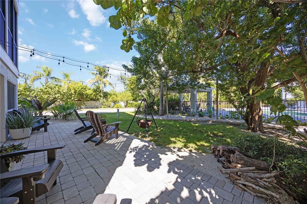 For Sale: $2,499,900 (4 beds, 3 baths, 2886 Square Feet)