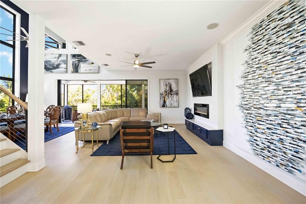 For Sale: $2,499,900 (4 beds, 3 baths, 2886 Square Feet)