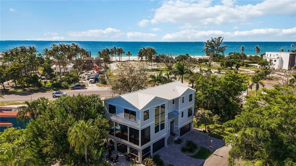 For Sale: $2,499,900 (4 beds, 3 baths, 2886 Square Feet)