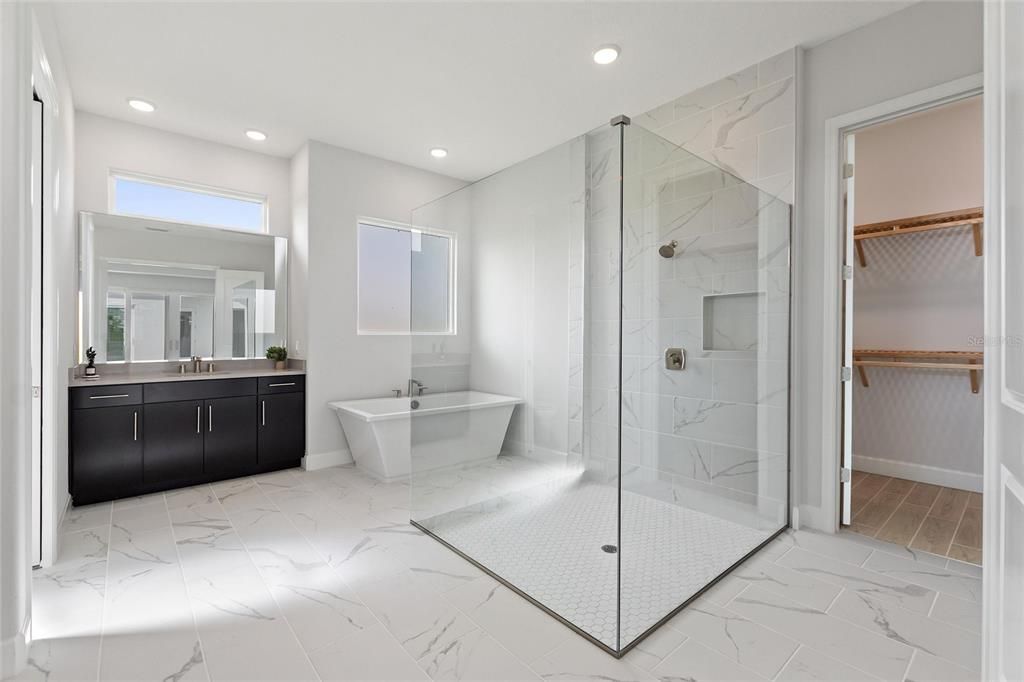 For Sale: $1,125,000 (4 beds, 3 baths, 3096 Square Feet)