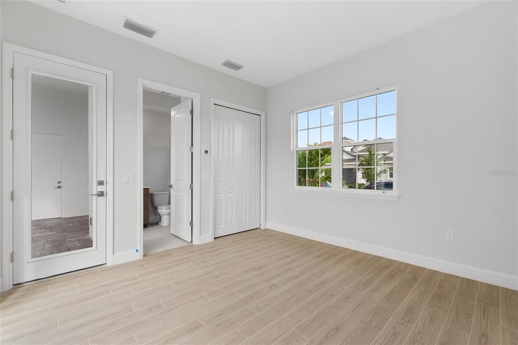 For Sale: $1,125,000 (4 beds, 3 baths, 3096 Square Feet)