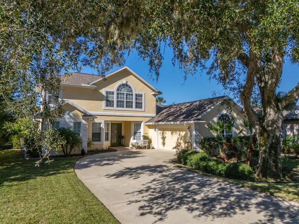 For Sale: $715,000 (3 beds, 3 baths, 2772 Square Feet)