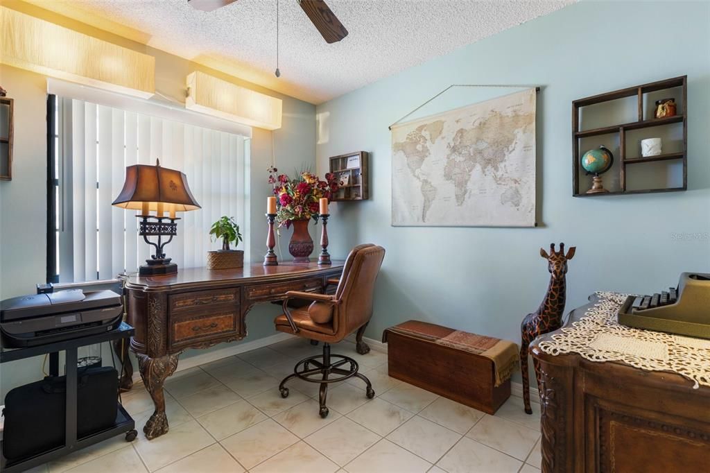 En Venta: $689,900 (3 camas, 2 baños, 2347 Pies cuadrados)