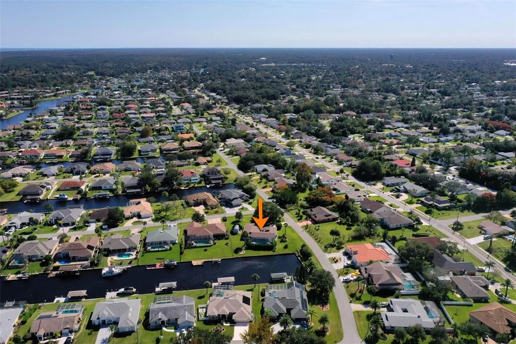 En Venta: $689,900 (3 camas, 2 baños, 2347 Pies cuadrados)