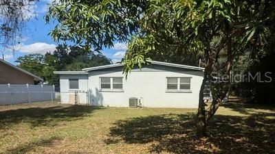 Active With Contract: $239,000 (2 beds, 1 baths, 952 Square Feet)