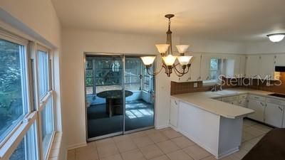 Active With Contract: $239,000 (2 beds, 1 baths, 952 Square Feet)