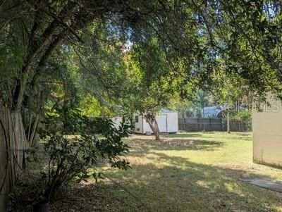 Active With Contract: $239,000 (2 beds, 1 baths, 952 Square Feet)