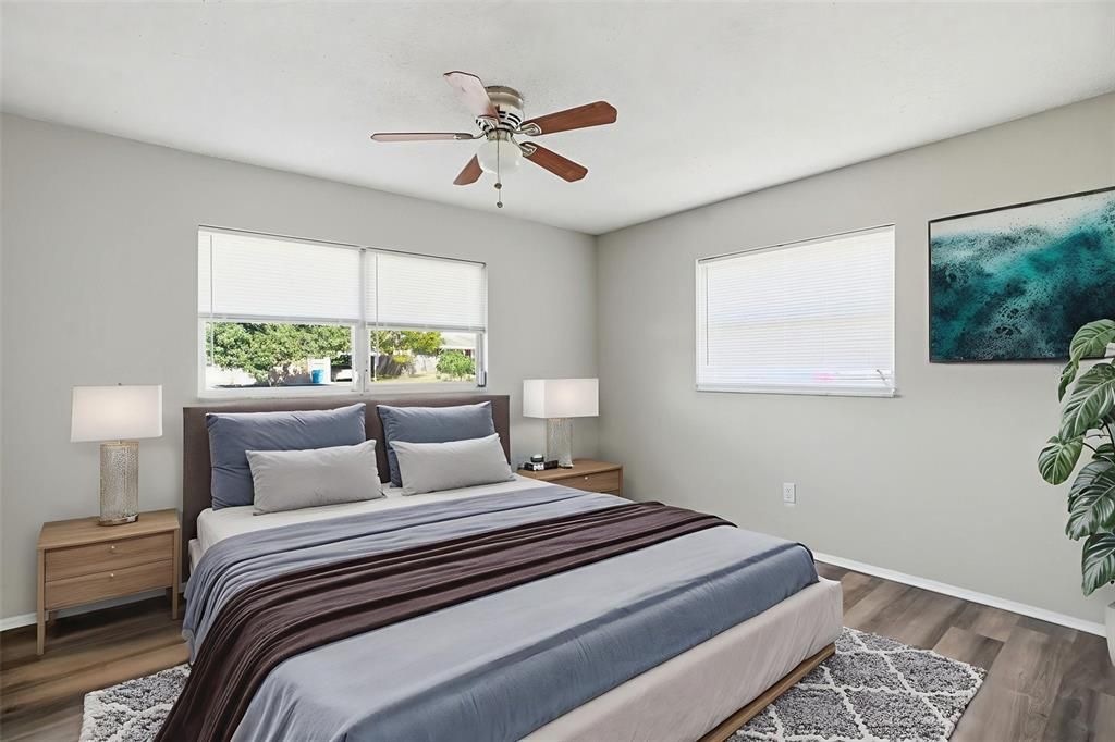 Active With Contract: $179,900 (2 beds, 1 baths, 864 Square Feet)