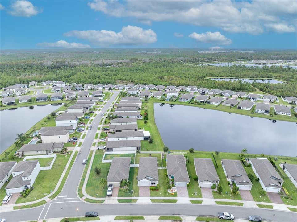 合同活跃: $335,000 (3 贝兹, 2 浴室, 1488 平方英尺)