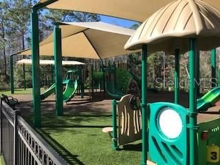 На продажу: $565,000 (5 спален, 3 ванн, 3173 Квадратных фут)