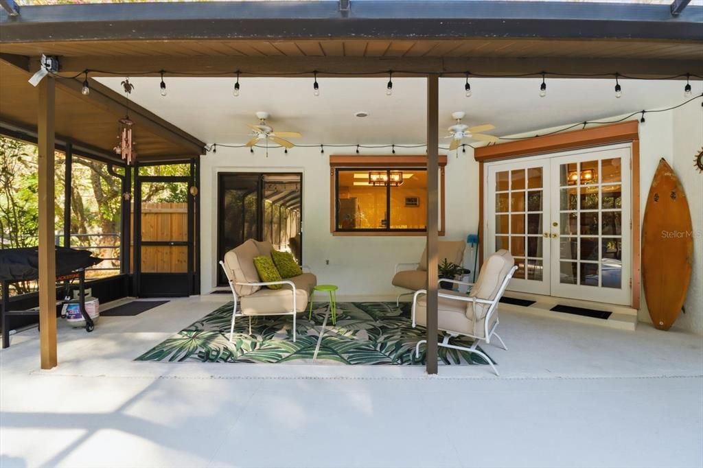 For Sale: $449,900 (3 beds, 2 baths, 1818 Square Feet)