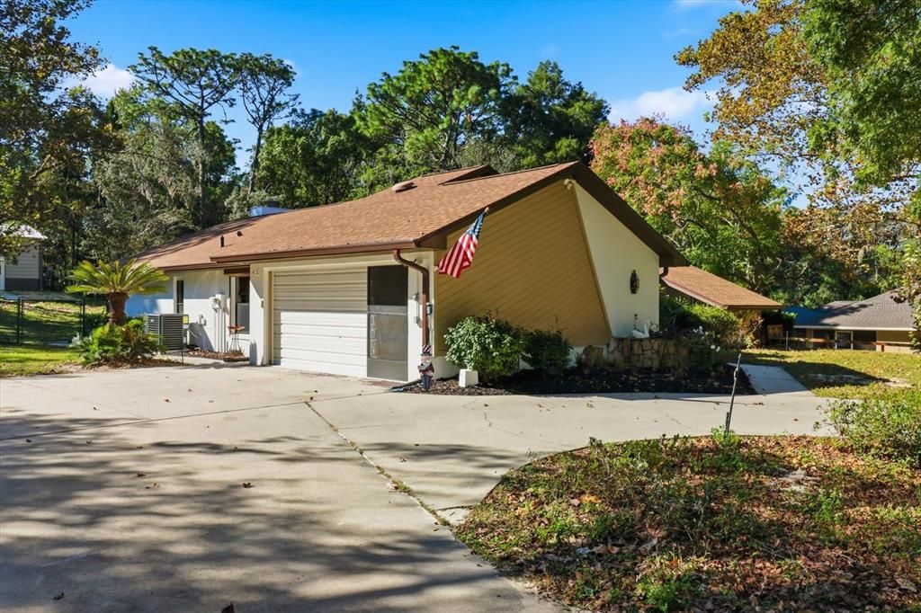 For Sale: $449,900 (3 beds, 2 baths, 1818 Square Feet)