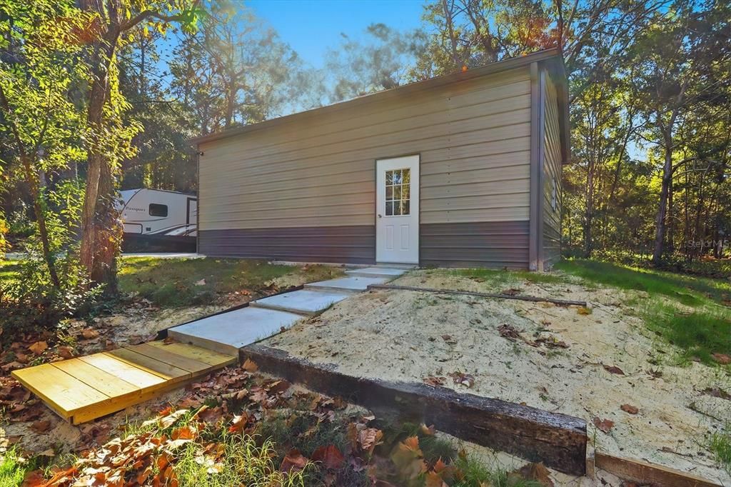 For Sale: $449,900 (3 beds, 2 baths, 1818 Square Feet)