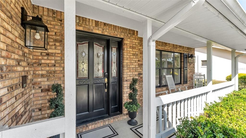 合同活跃: $360,000 (3 贝兹, 2 浴室, 1948 平方英尺)