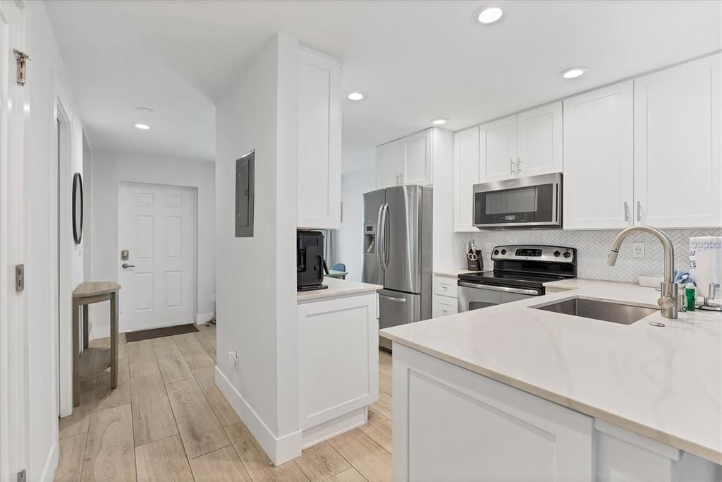 En Venta: $369,000 (2 camas, 1 baños, 1042 Pies cuadrados)