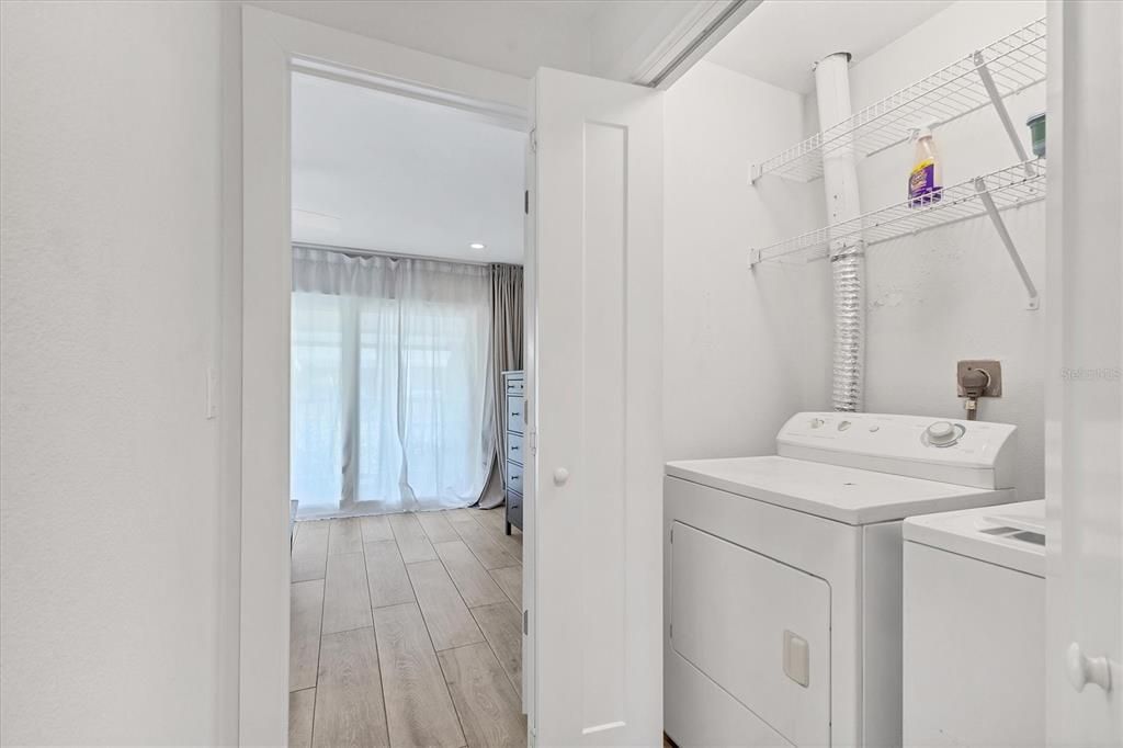 En Venta: $369,000 (2 camas, 1 baños, 1042 Pies cuadrados)