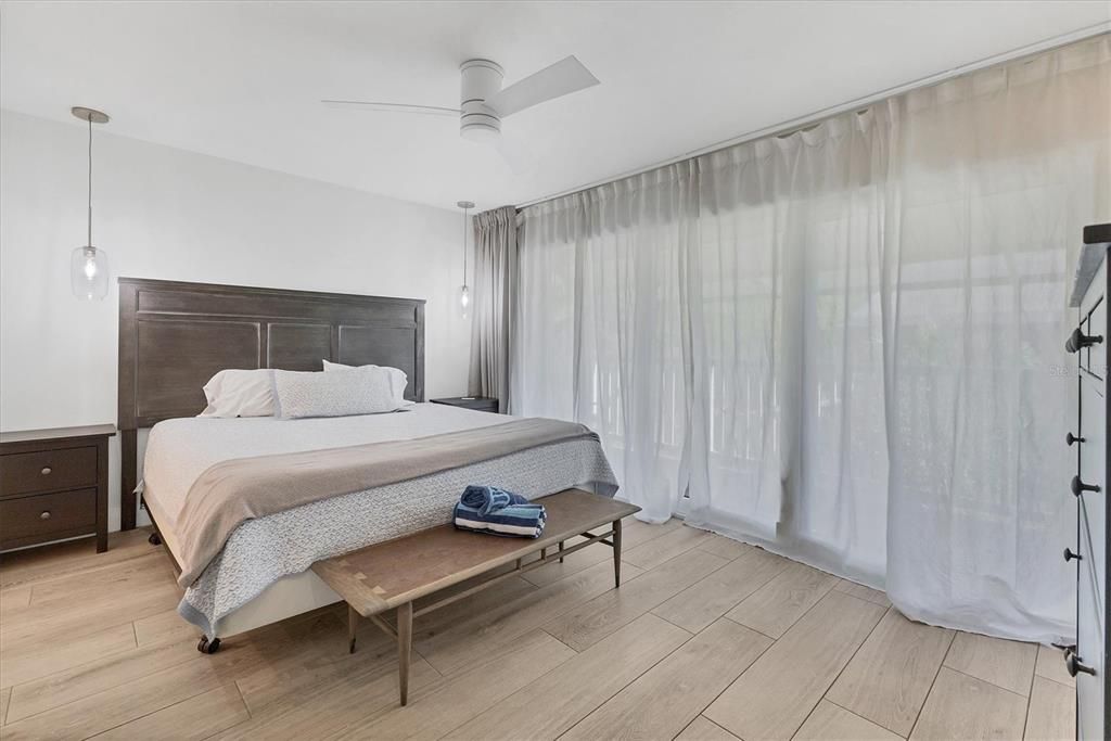 En Venta: $369,000 (2 camas, 1 baños, 1042 Pies cuadrados)