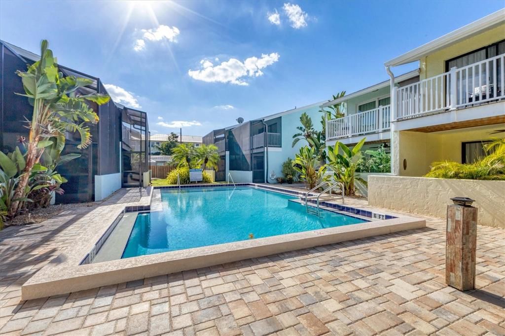 En Venta: $369,000 (2 camas, 1 baños, 1042 Pies cuadrados)