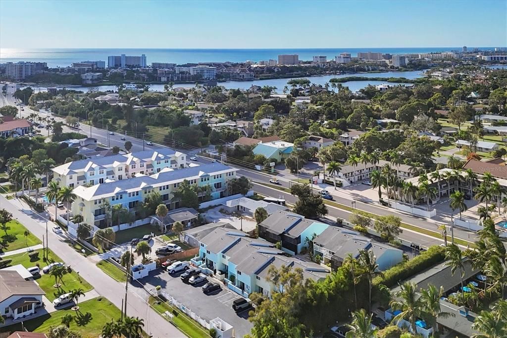 En Venta: $369,000 (2 camas, 1 baños, 1042 Pies cuadrados)