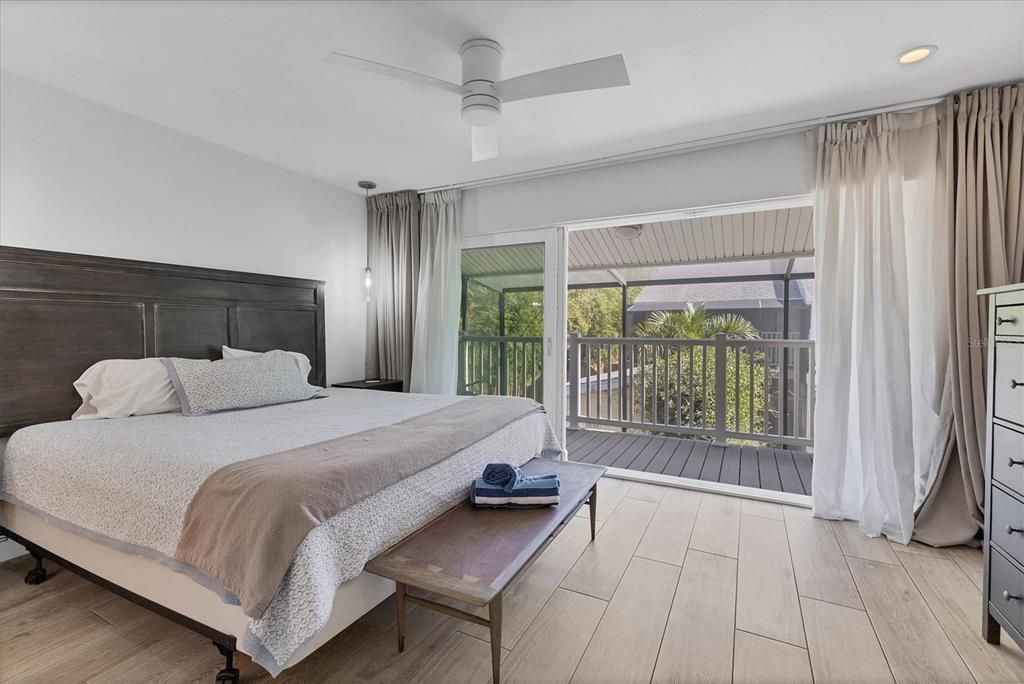 En Venta: $369,000 (2 camas, 1 baños, 1042 Pies cuadrados)