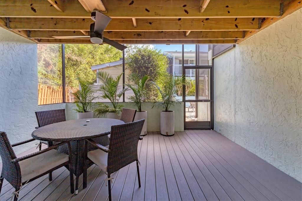 En Venta: $369,000 (2 camas, 1 baños, 1042 Pies cuadrados)