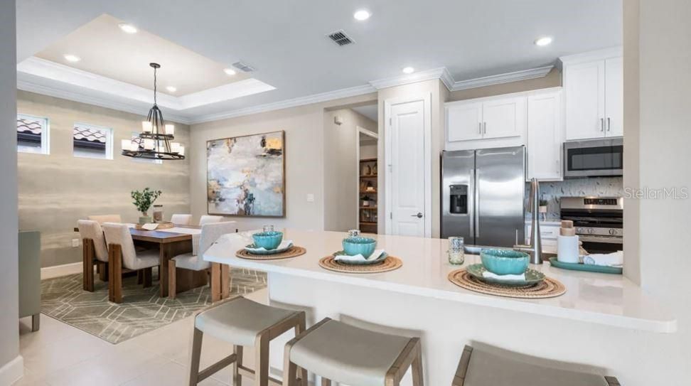 Active With Contract: $414,999 (2 beds, 2 baths, 1689 Square Feet)