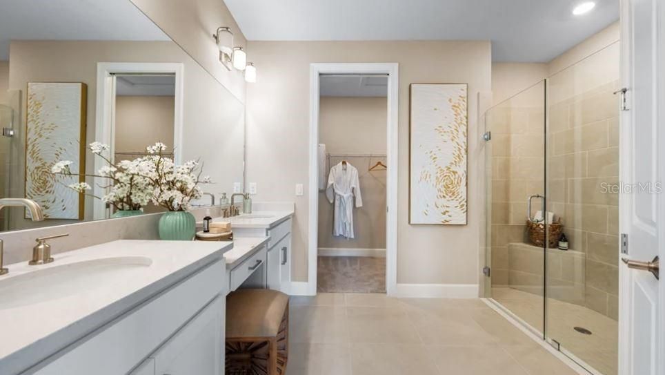 Active With Contract: $414,999 (2 beds, 2 baths, 1689 Square Feet)