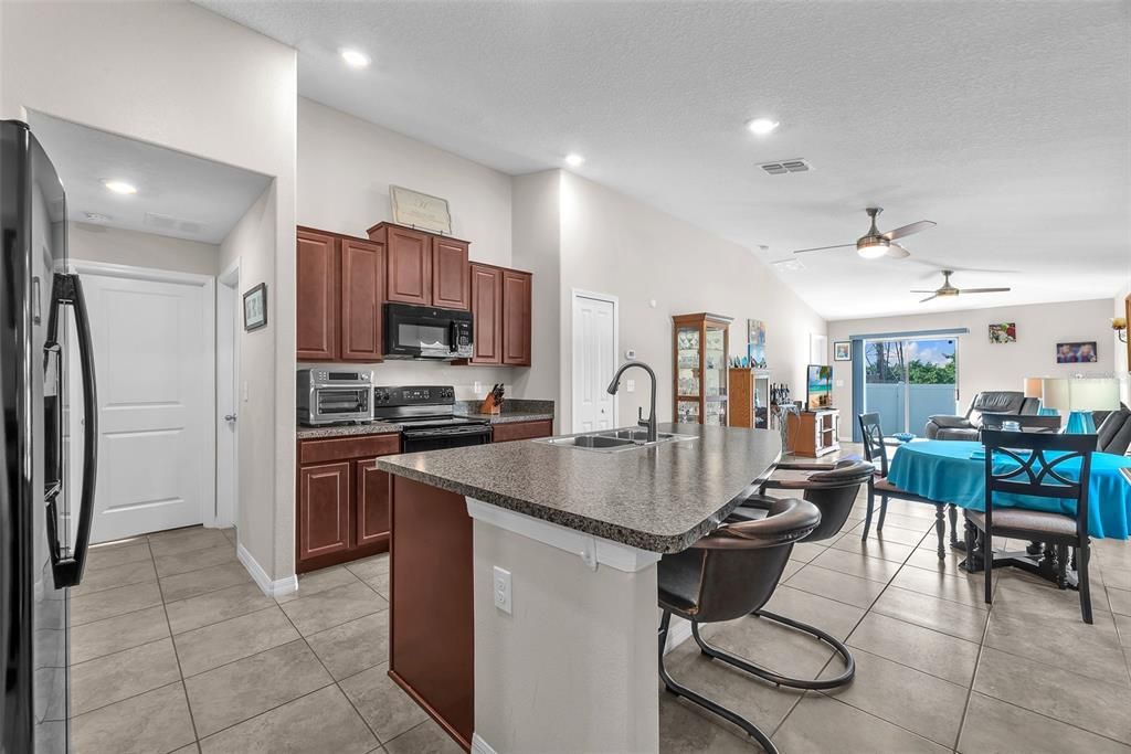 For Sale: $296,000 (3 beds, 2 baths, 1451 Square Feet)