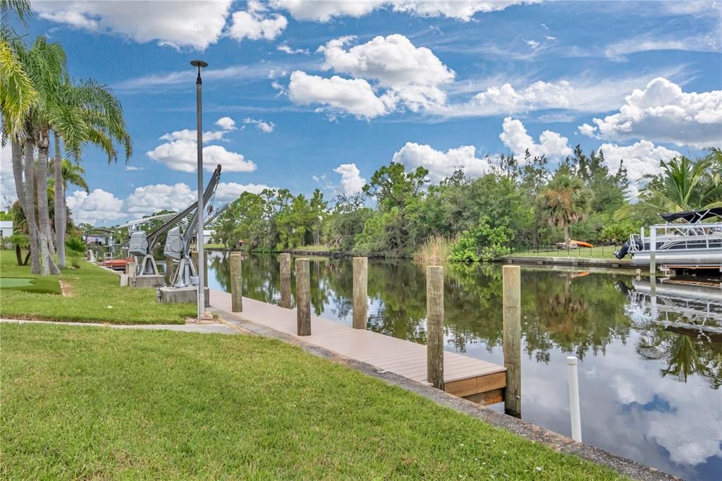 For Sale: $499,900 (2 beds, 2 baths, 1058 Square Feet)