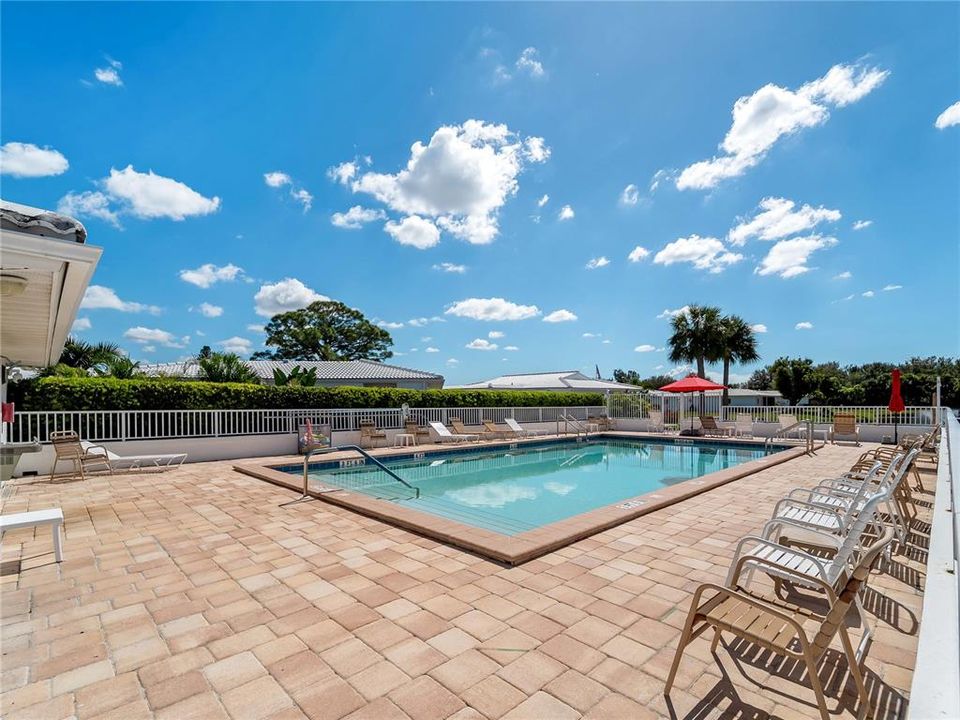 For Sale: $249,900 (2 beds, 2 baths, 1320 Square Feet)