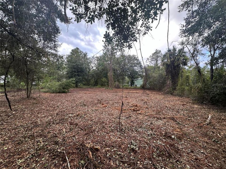 На продажу: $14,000 (0.23 acres)